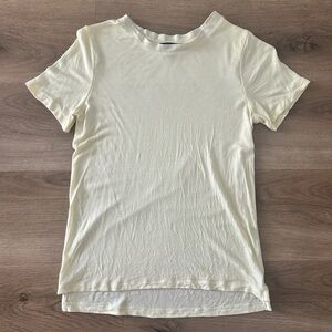 Banana Republic Woman’s Ivory Short Sleeve Blouse - SIZE: XS - EUC